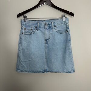 Levi Strauss Co Women's Denim Skirt Light Wash‎ A Line Mini Size 26